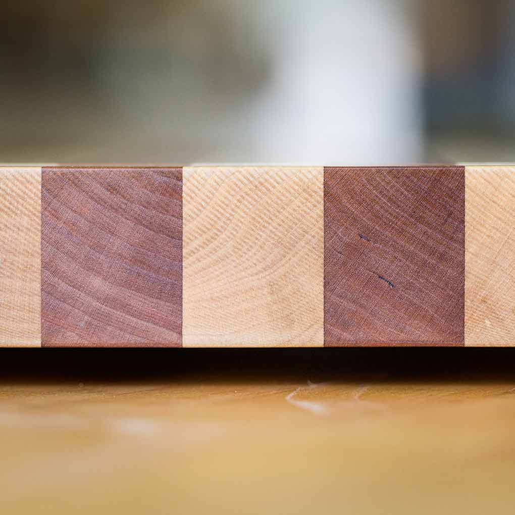 https://www.eastbaycuttingboards.com/wp-content/uploads/2020/02/endgrain.jpg